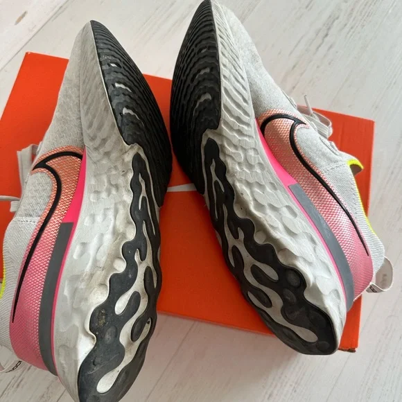 Nike React Infinity Run - Picture 5 of 8